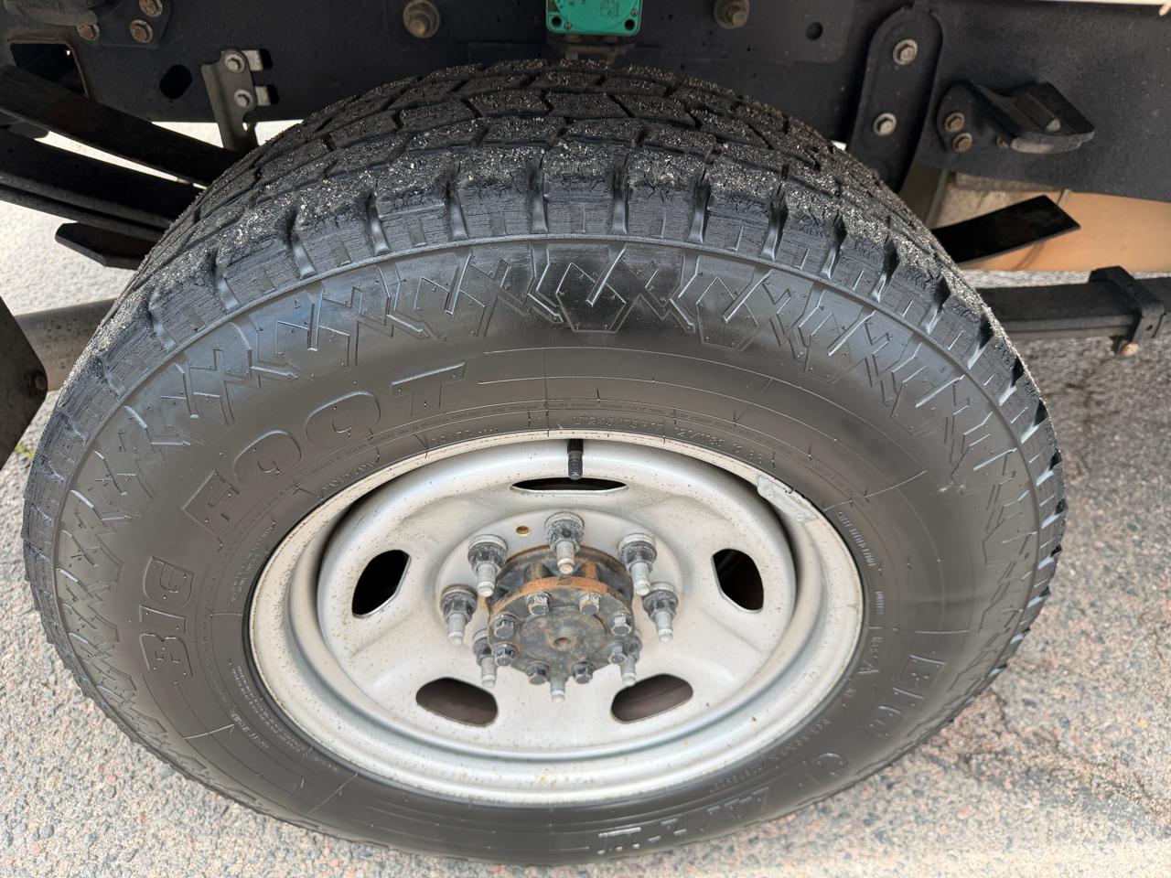 Ford Super Duty F-250 SRW XL 2WD Reg Cab 8' Box 2018