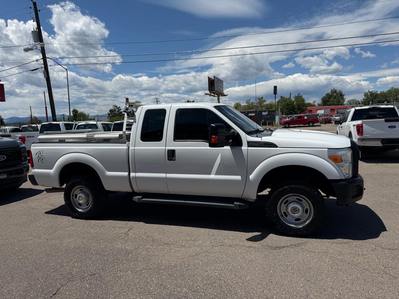2016 Ford Super Duty F-250 SRW 4WD SuperCab 142" XL
