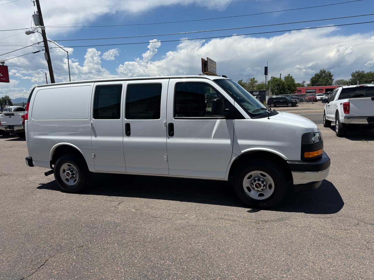 2024 GMC Savana 2500's photo