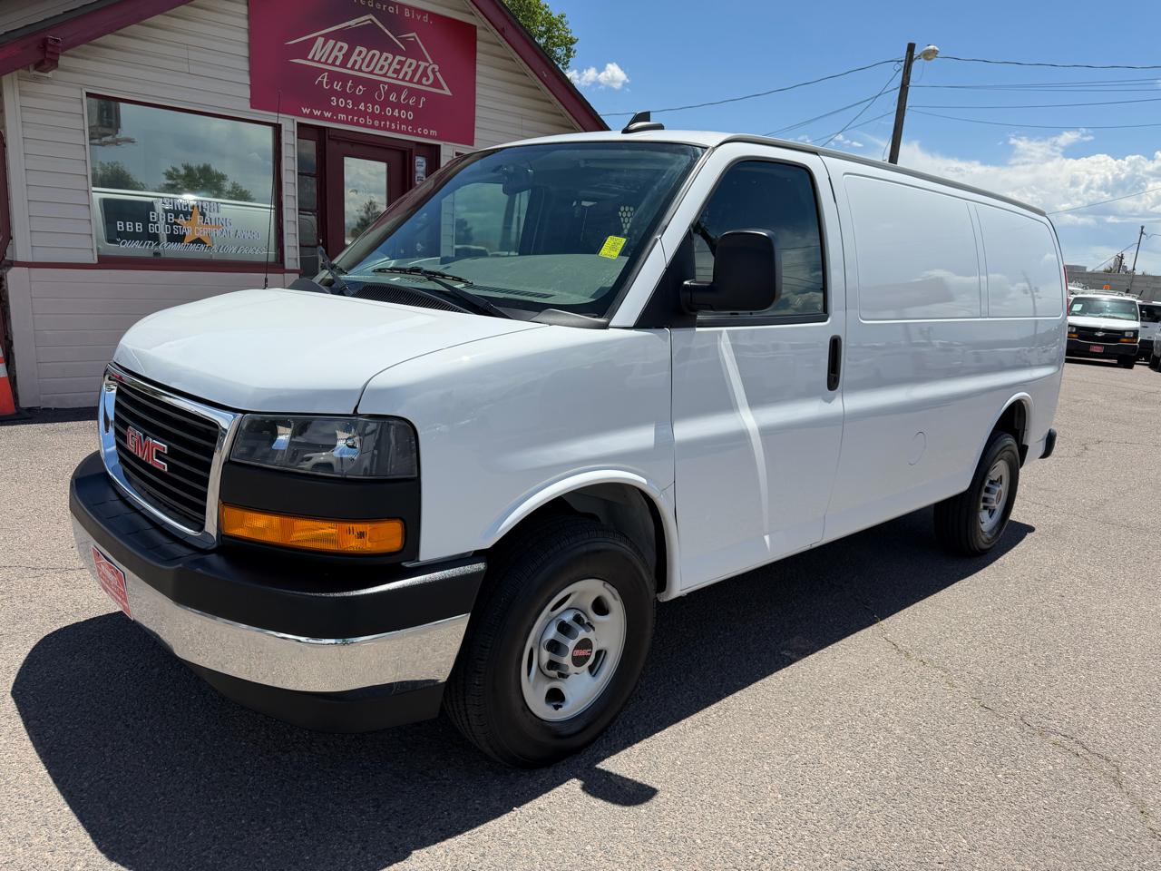 GMC Savana Cargo Van RWD 2500 135" 2024