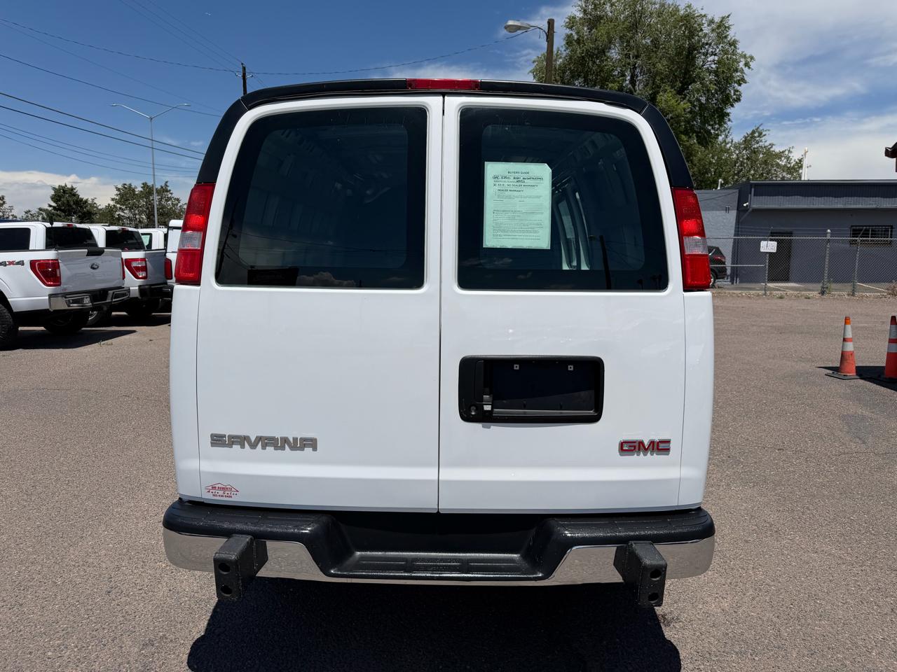 GMC Savana Cargo Van RWD 2500 135" 2024