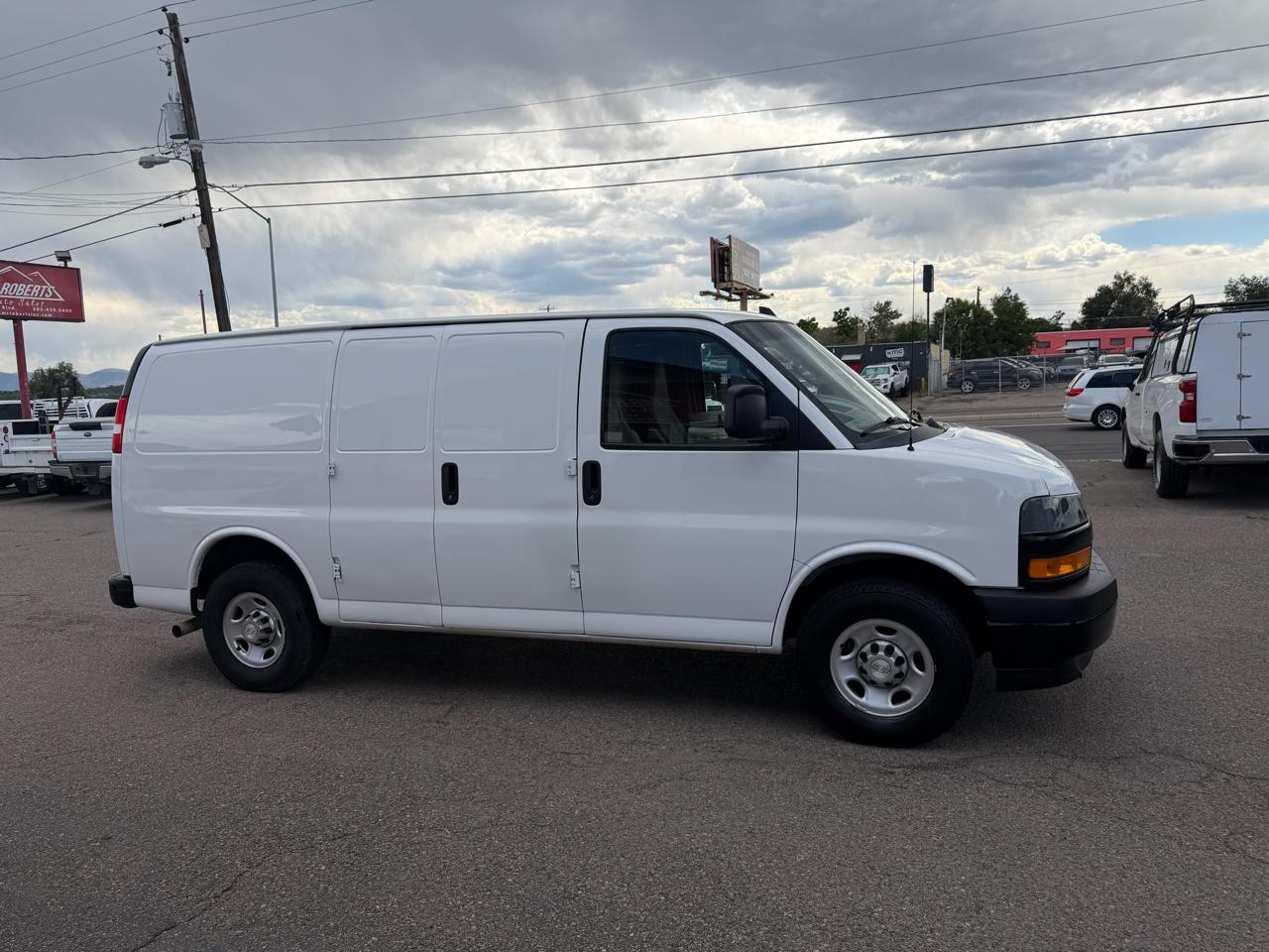2021 Chevrolet Express Cargo Van RWD 2500 135"