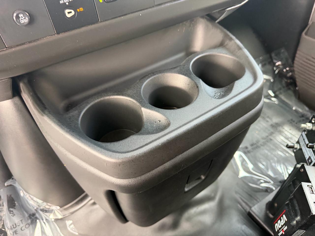 Chevrolet Express Cargo Van RWD 2500 135" 2021