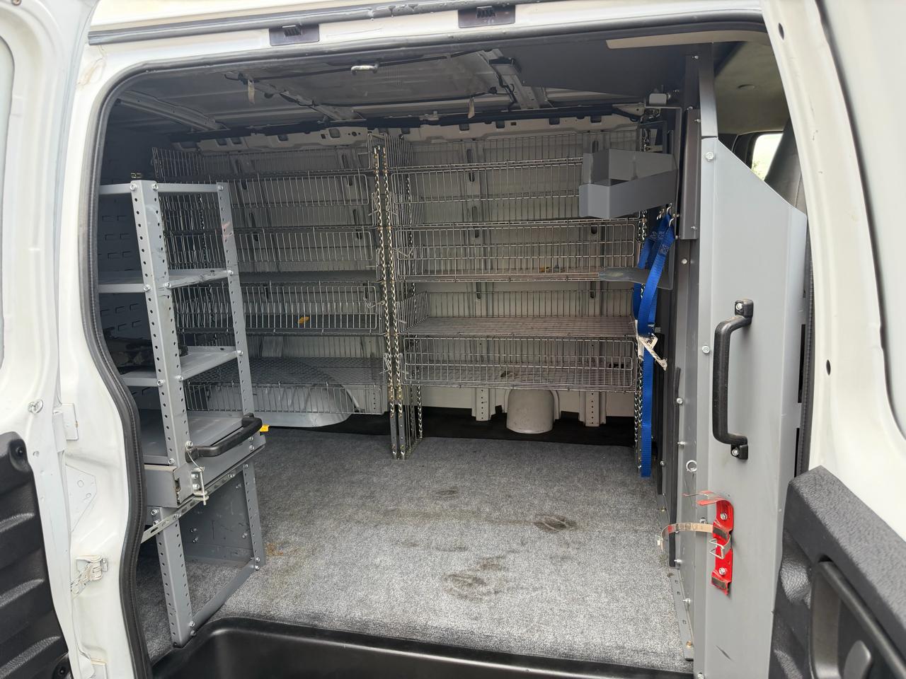 Chevrolet Express Cargo Van RWD 2500 135" 2021