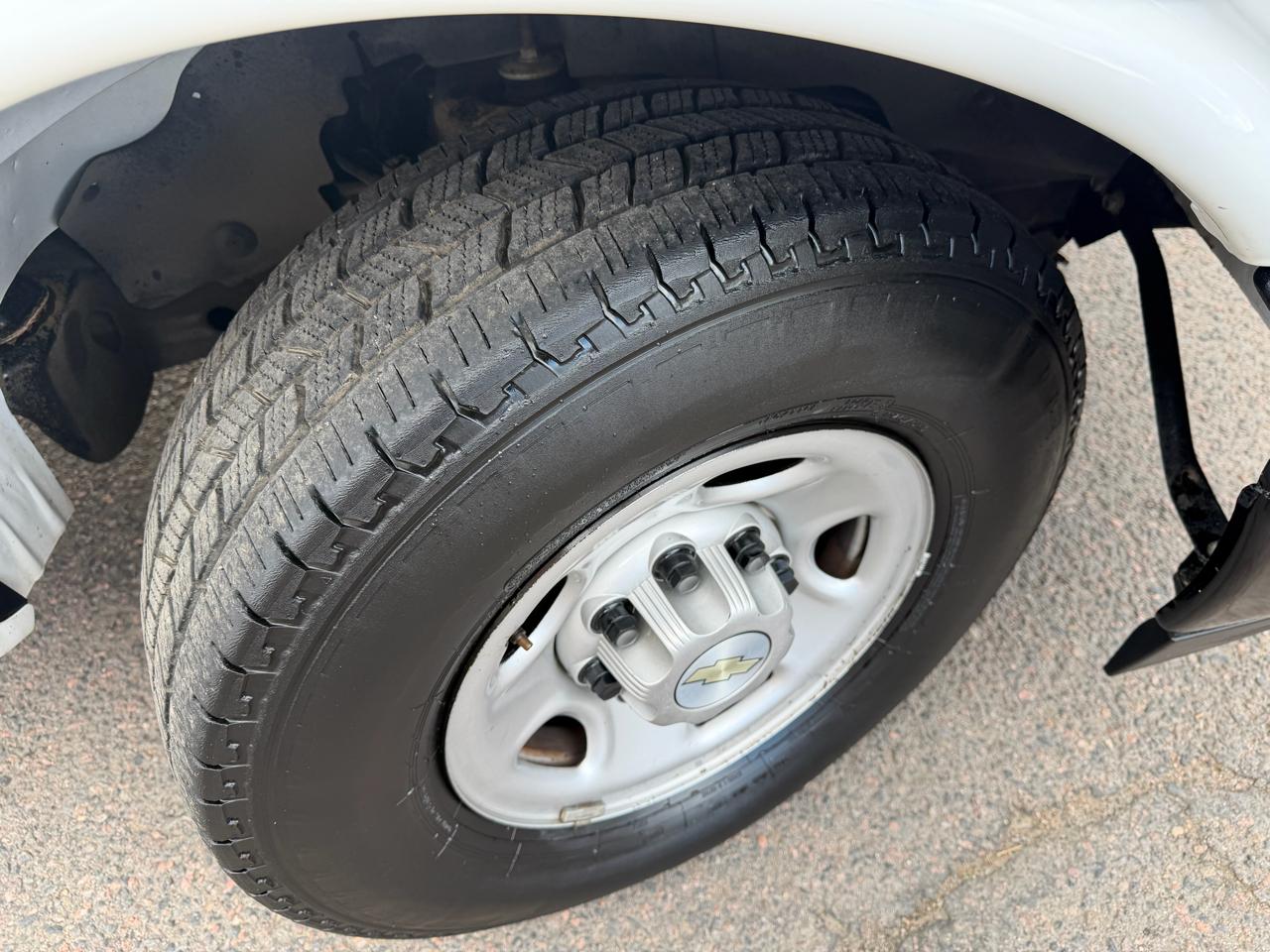 Chevrolet Express Cargo Van RWD 2500 135" 2021