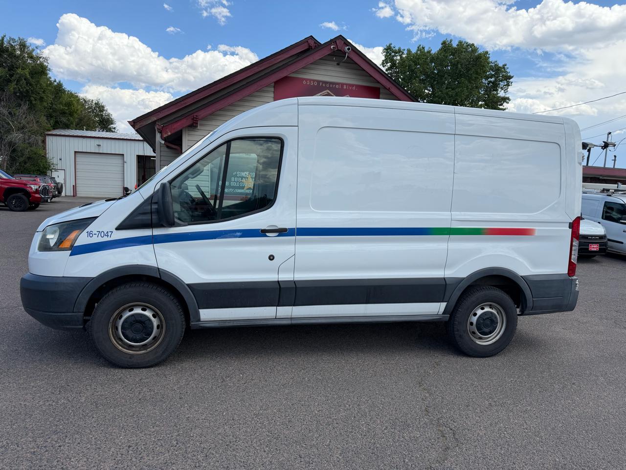 Ford Transit Cargo Van T-250 148" Med Rf 9070 GVWR RWD 2016