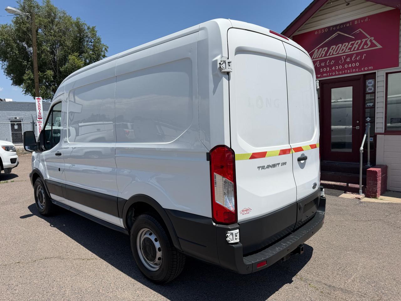 Ford Transit Cargo Van T-250 130" Low Rf 9070 GVWR RWD 2016