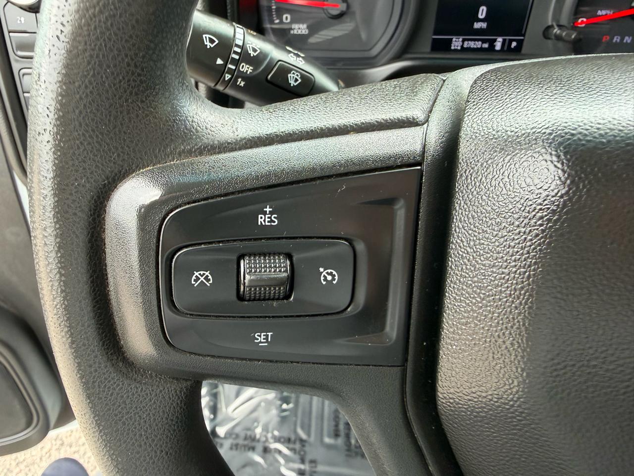 Chevrolet Silverado 2500HD 4WD Reg Cab 142" Work Truck 2022