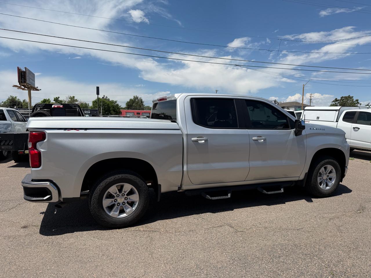 Chevrolet Silverado 1500 4WD Crew Cab 147" LT 2019