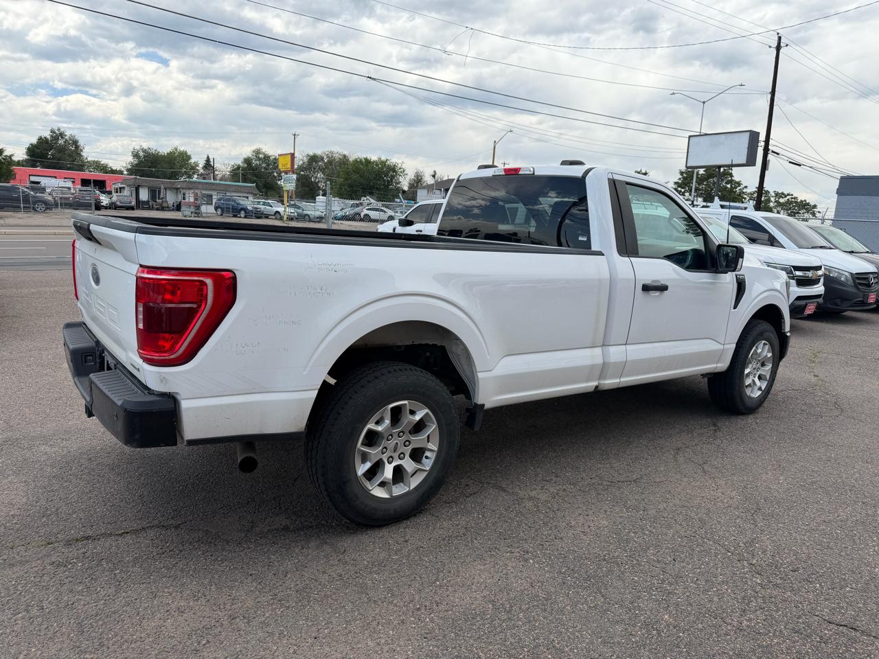 Ford F-150 XLT 4WD Reg Cab 8' Box 2023