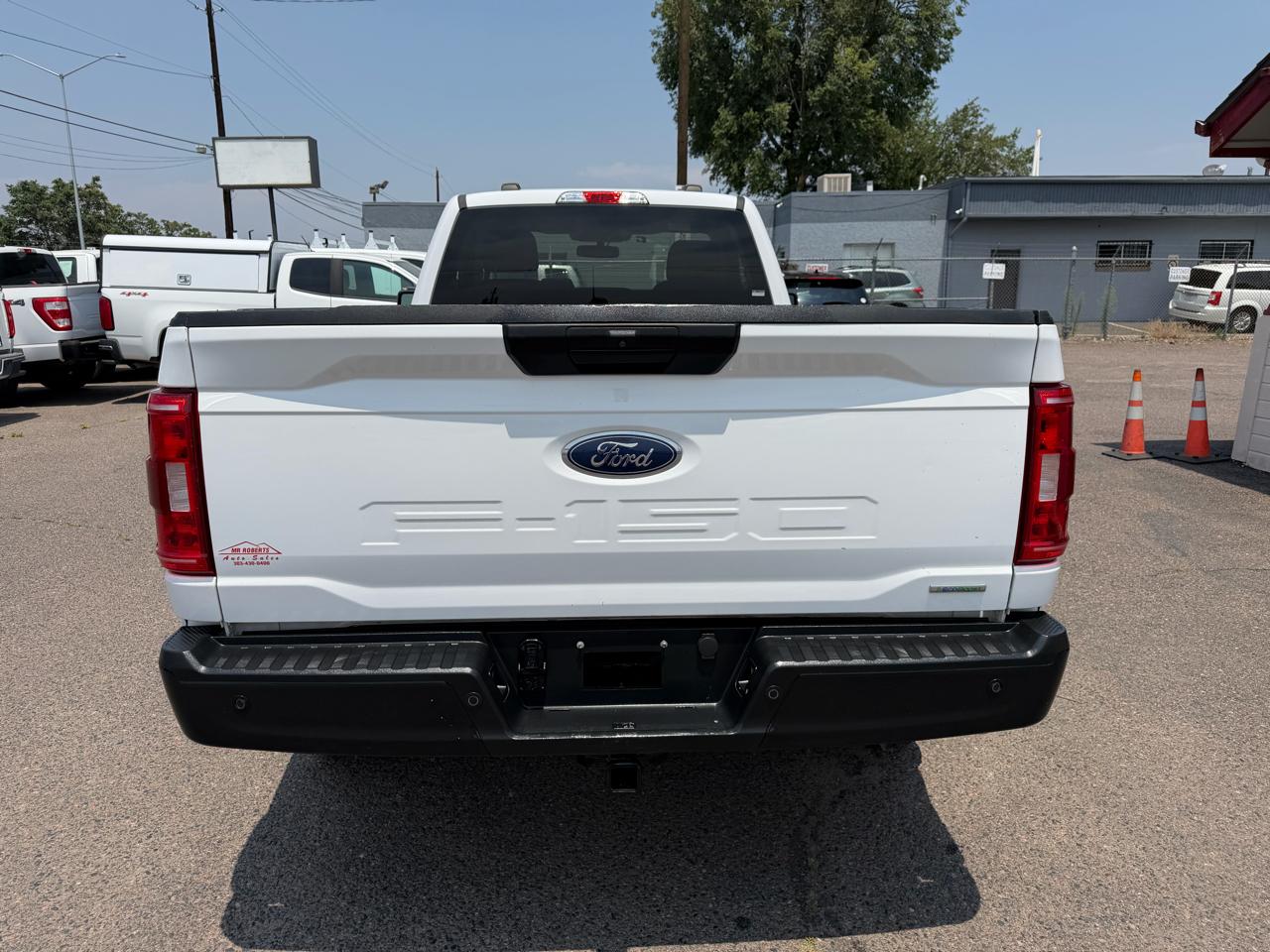 Ford F-150 XLT 4WD Reg Cab 8' Box 2023