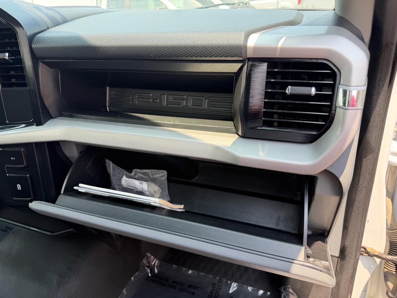 Ford F-150 XLT 4WD Reg Cab 8' Box 2023