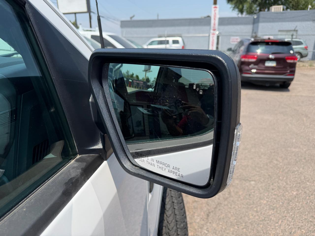 Ford F-150 XLT 4WD Reg Cab 8' Box 2023