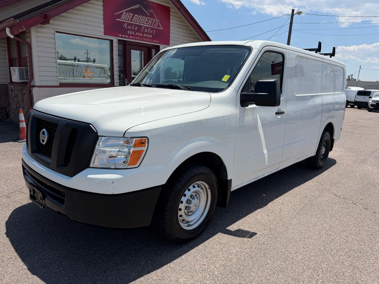 Nissan NV Standard Roof 1500 V6 S 2016