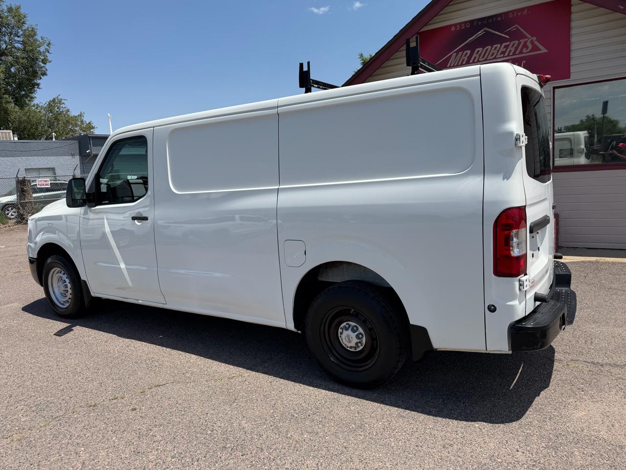 Nissan NV Standard Roof 1500 V6 S 2016