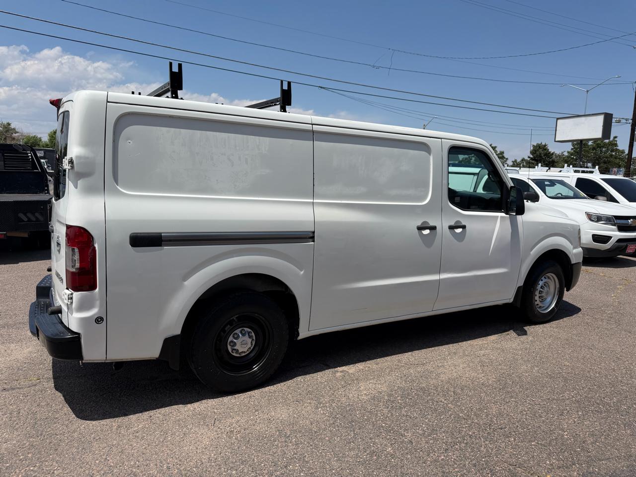 Nissan NV Standard Roof 1500 V6 S 2016