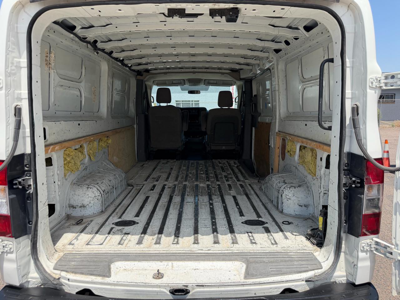 Nissan NV Standard Roof 1500 V6 S 2016
