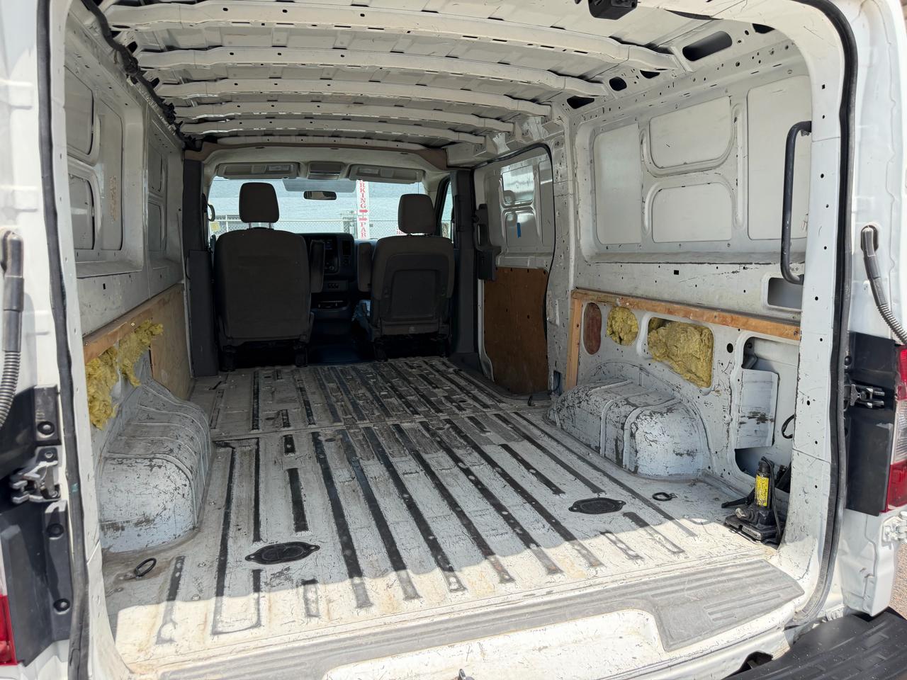 Nissan NV Standard Roof 1500 V6 S 2016