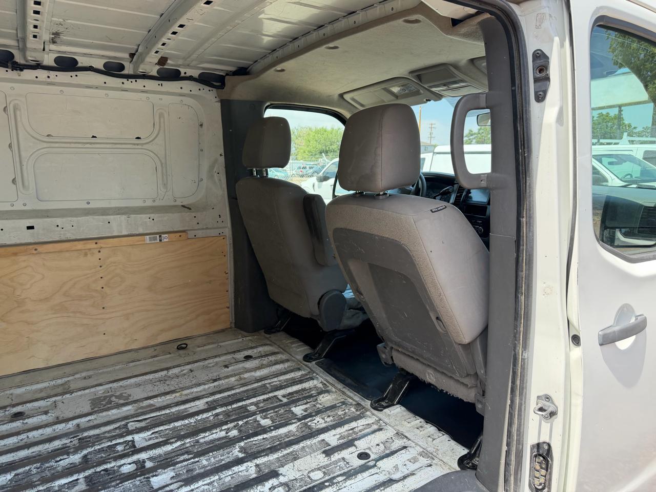 Nissan NV Standard Roof 1500 V6 S 2016