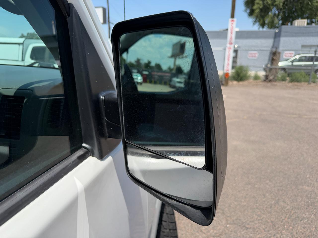 Nissan NV Standard Roof 1500 V6 S 2016