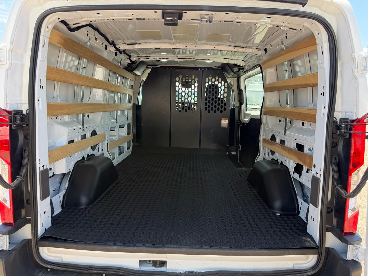 Ford Transit Cargo Van T-250 130" Low Rf 9070 GVWR RWD 2025
