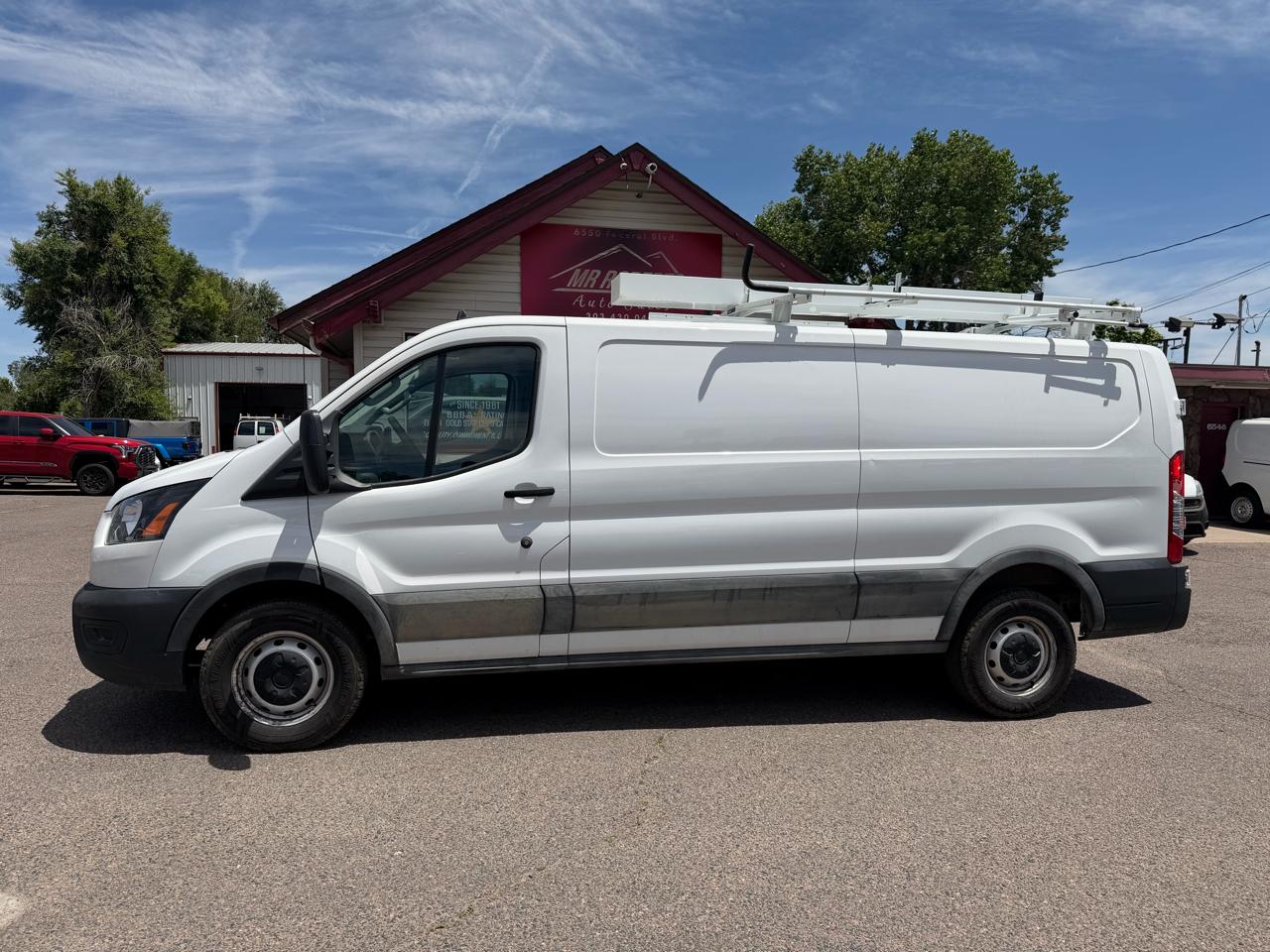 Ford Transit Cargo Van T-250 148" Low Rf 9070 GVWR RWD 2023