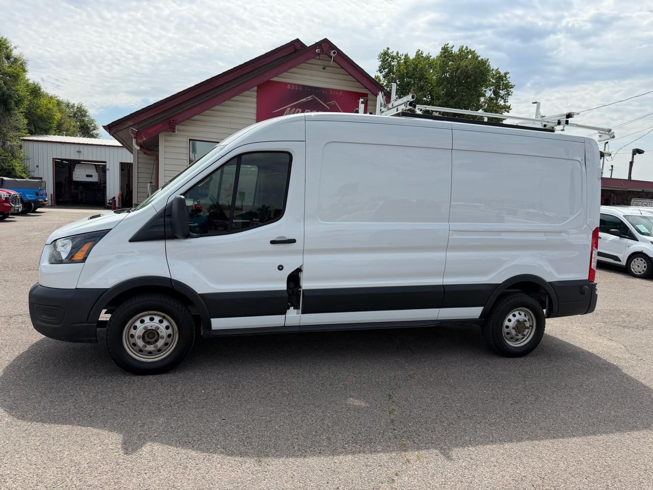 Ford Transit Cargo Van T-250 148" Med Rf 9070 GVWR AWD 2020