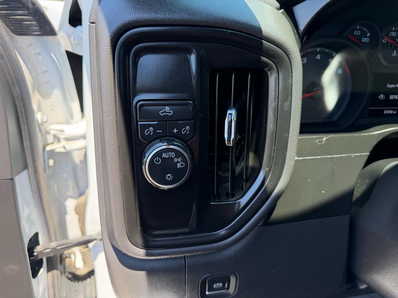 Chevrolet Silverado 1500 2WD Reg Cab 140" Work Truck 2019