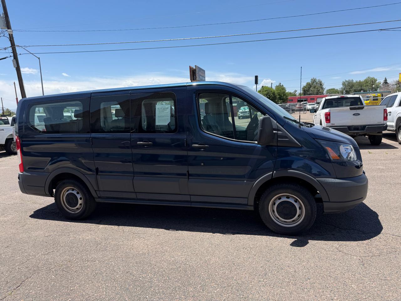 Ford Transit Passenger Wagon T-150 130" Low Roof XLT Swing-Out RH Dr 2018