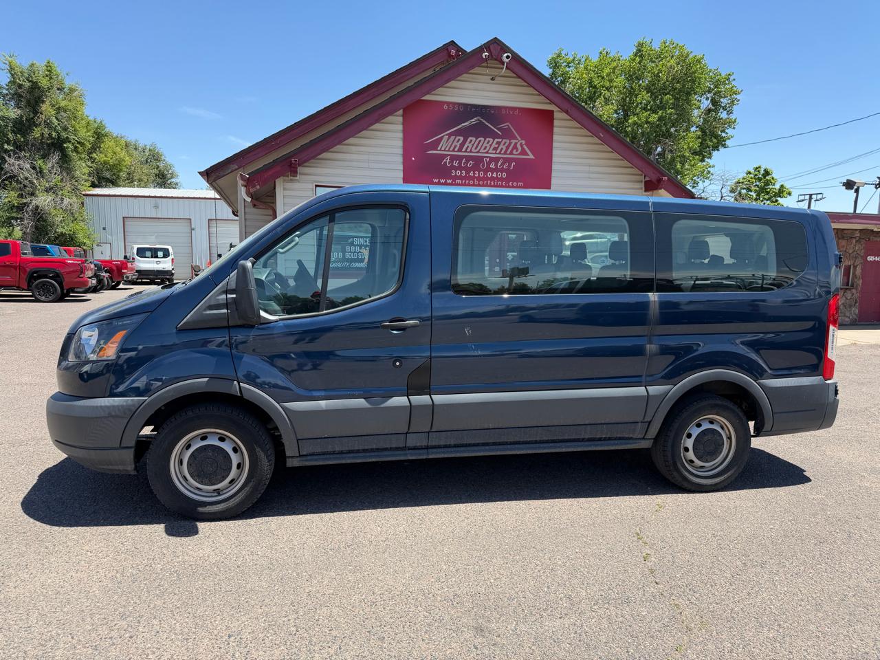 Ford Transit Passenger Wagon T-150 130" Low Roof XLT Swing-Out RH Dr 2018