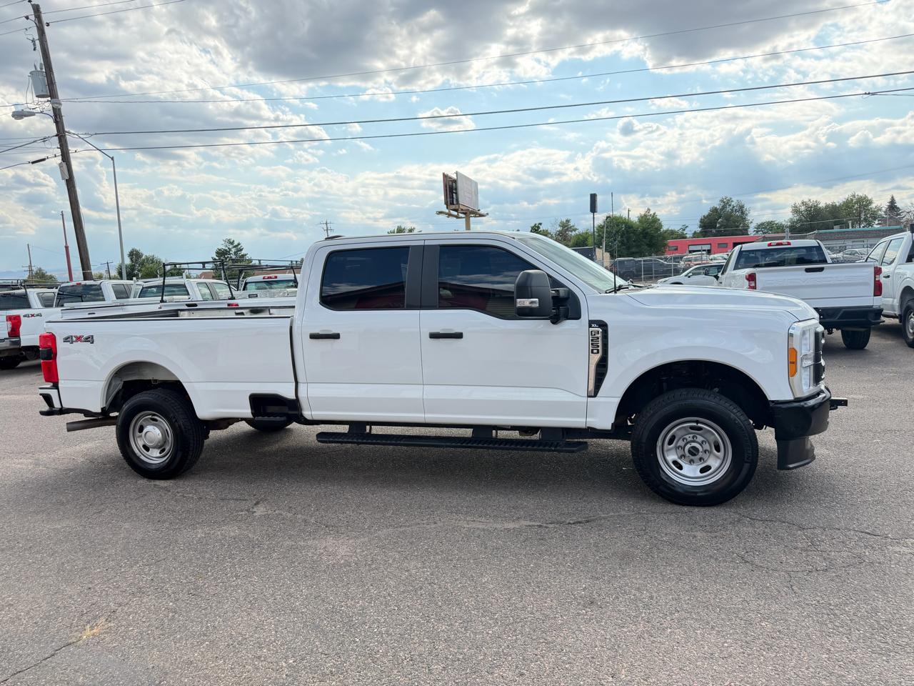 2023 Ford Super Duty F-250 SRW XL 4WD Crew Cab 8' Box