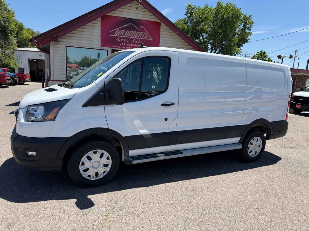 Ford Transit Cargo Van T-250 130" Low Rf 9070 GVWR RWD 2025