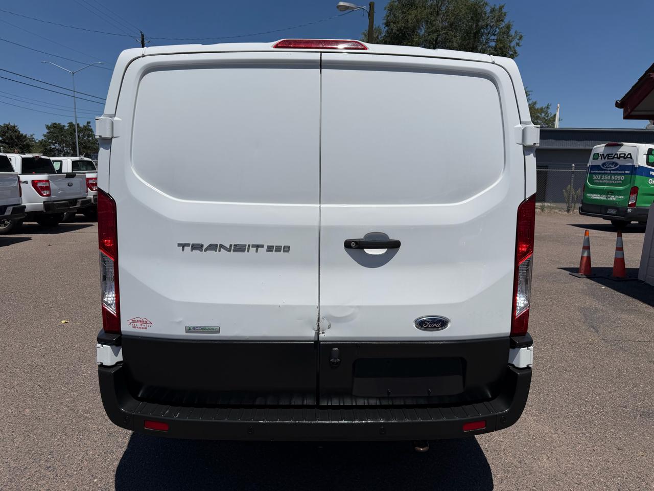 Ford Transit Cargo Van T-250 130" Low Rf 9070 GVWR RWD 2021