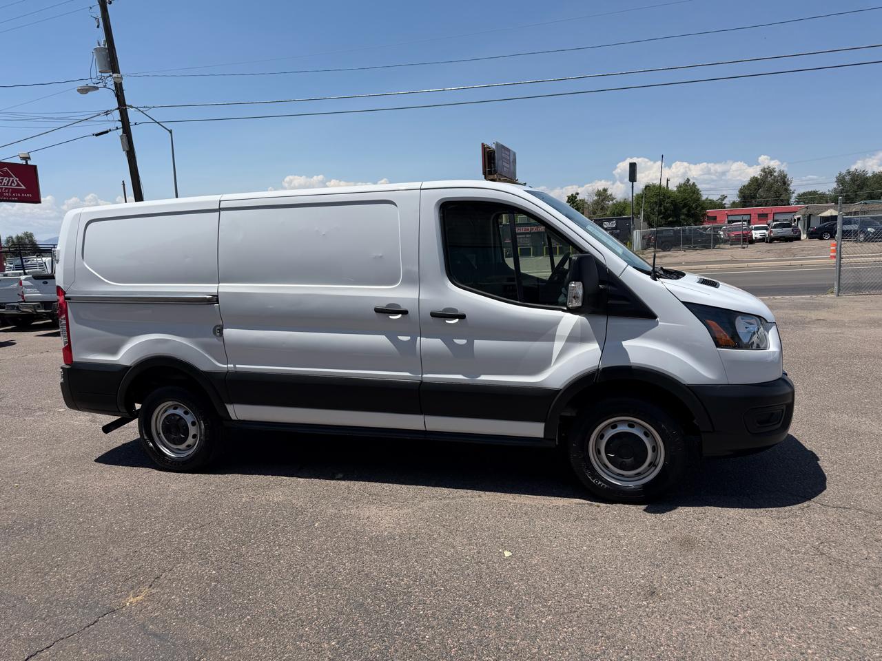 Ford Transit Cargo Van T-250 130" Low Rf 9070 GVWR RWD 2022