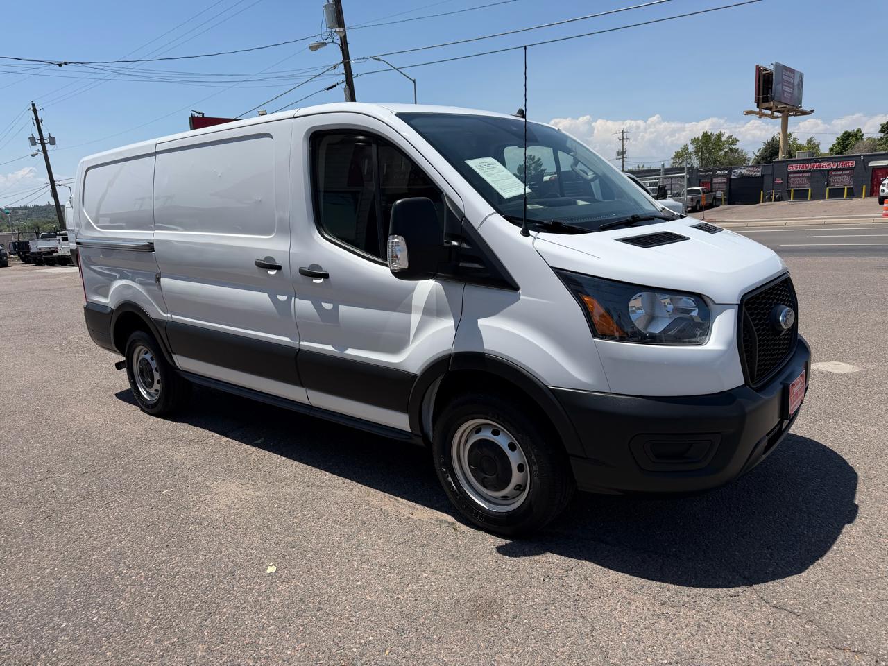 Ford Transit Cargo Van T-250 130" Low Rf 9070 GVWR RWD 2022