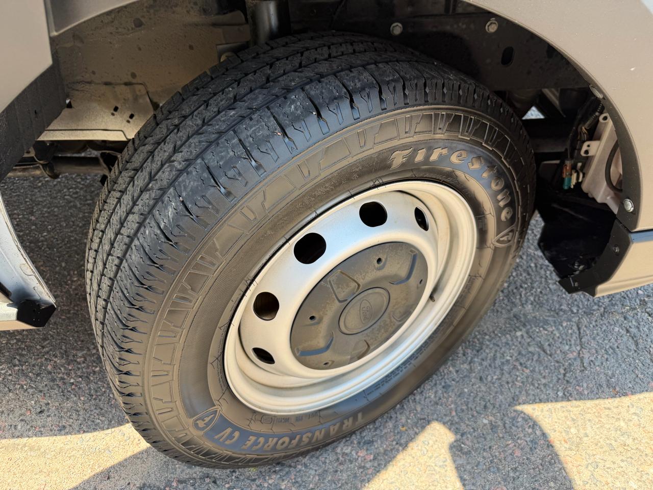 Ford Transit Cargo Van T-250 130" Low Rf 9070 GVWR RWD 2022