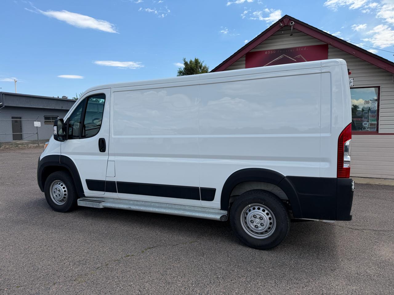 RAM ProMaster Cargo Van Tradesman 2500 Low Roof 136" WB w/Pass Seat 2025