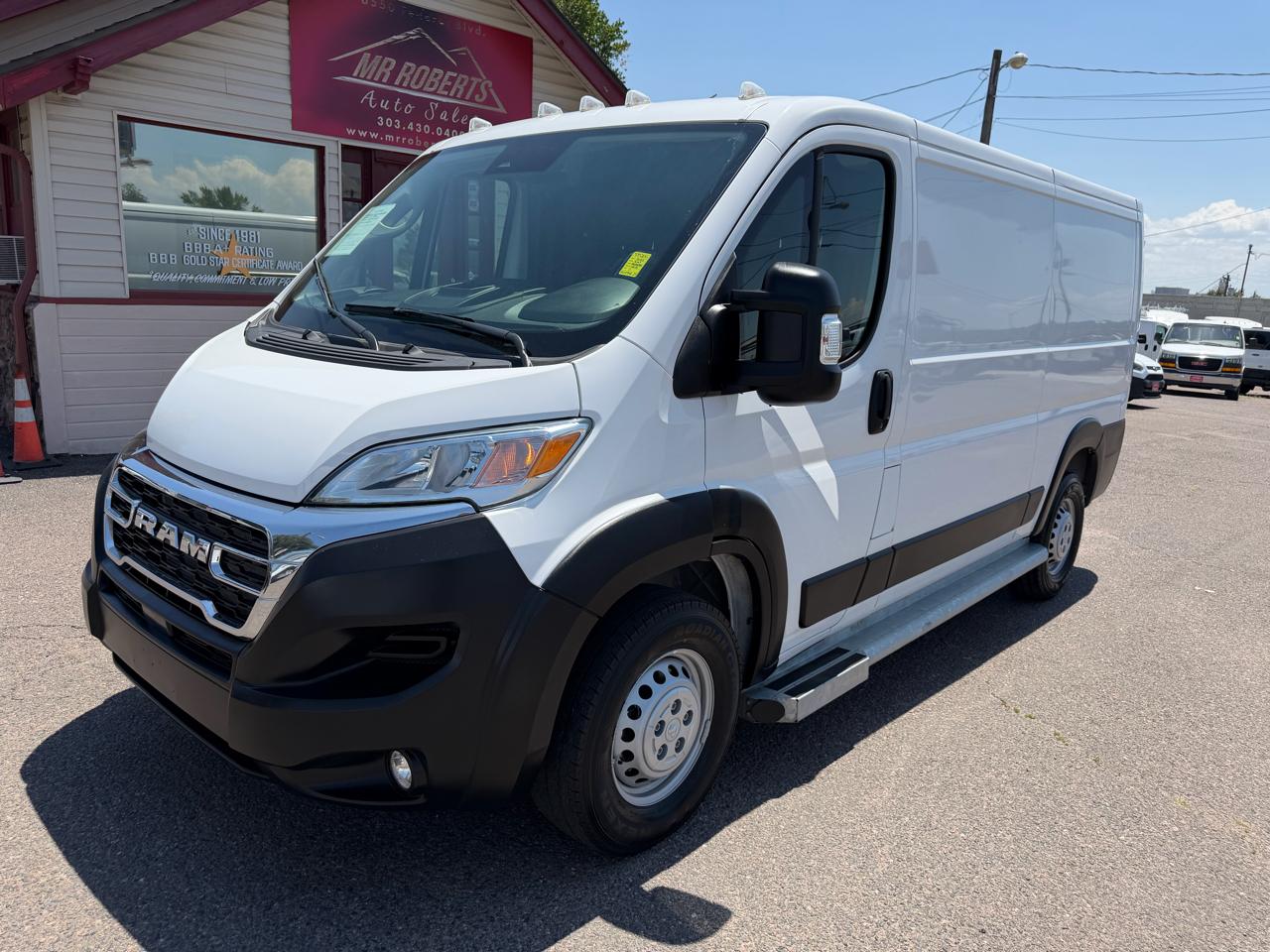 RAM ProMaster Cargo Van Tradesman 2500 Low Roof 136" WB w/Pass Seat 2025