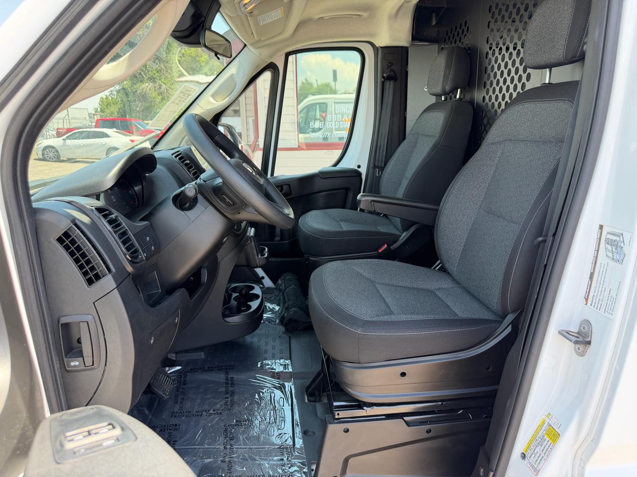 RAM ProMaster Cargo Van Tradesman 2500 Low Roof 136" WB w/Pass Seat 2025