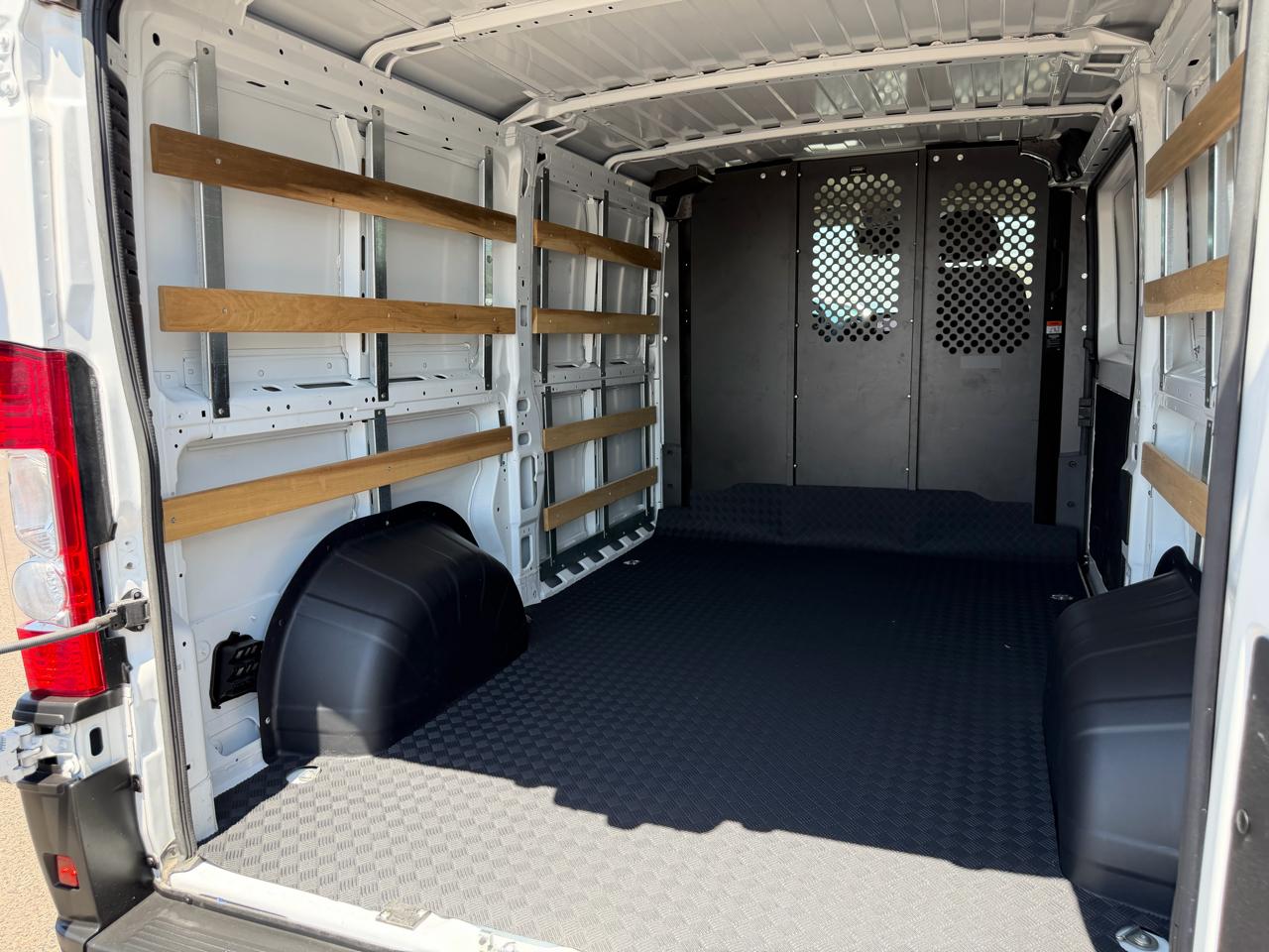 RAM ProMaster Cargo Van Tradesman 2500 Low Roof 136" WB w/Pass Seat 2025
