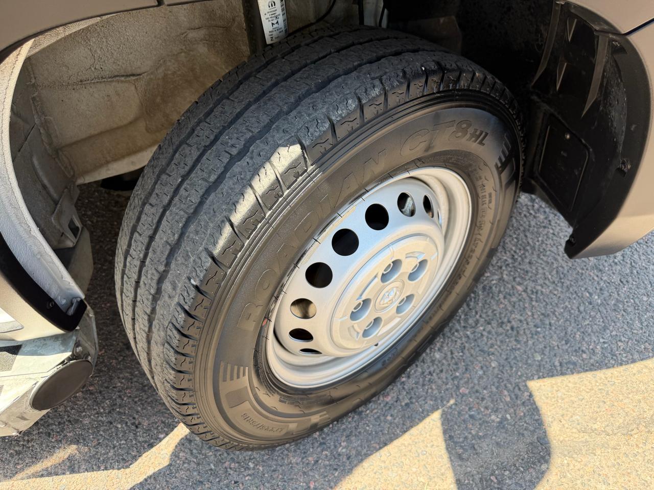 RAM ProMaster Cargo Van Tradesman 2500 Low Roof 136" WB w/Pass Seat 2025