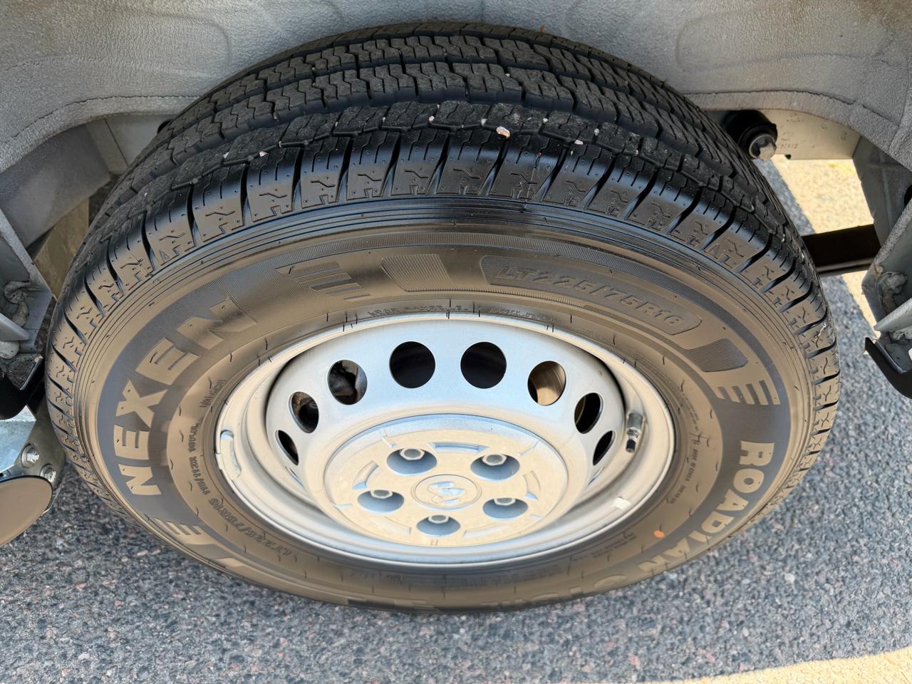 RAM ProMaster Cargo Van Tradesman 2500 Low Roof 136" WB w/Pass Seat 2025