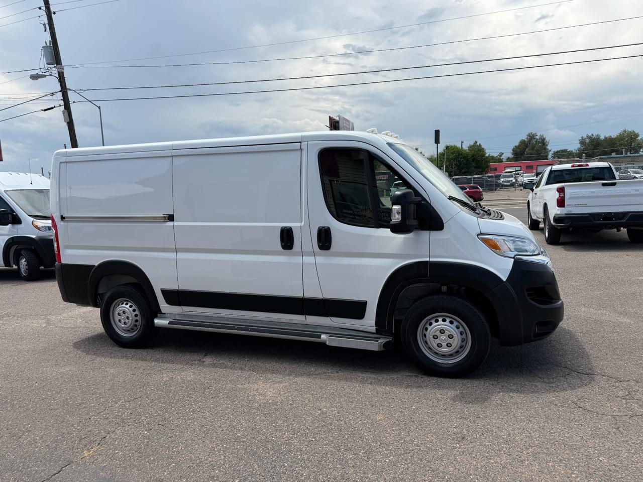 RAM ProMaster Cargo Van Tradesman 2500 Low Roof 136" WB w/Pass Seat 2025