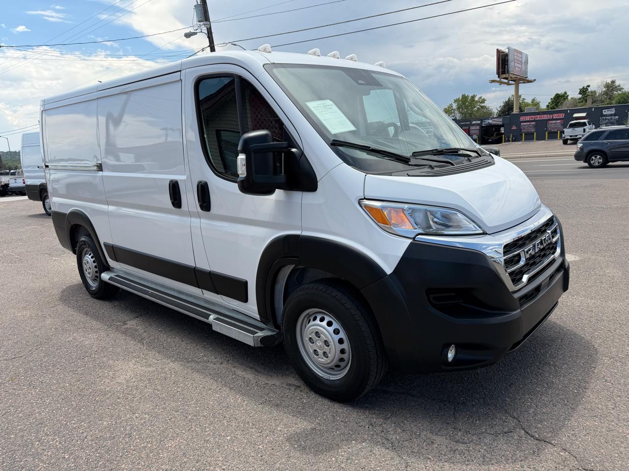 RAM ProMaster Cargo Van Tradesman 2500 Low Roof 136" WB w/Pass Seat 2025