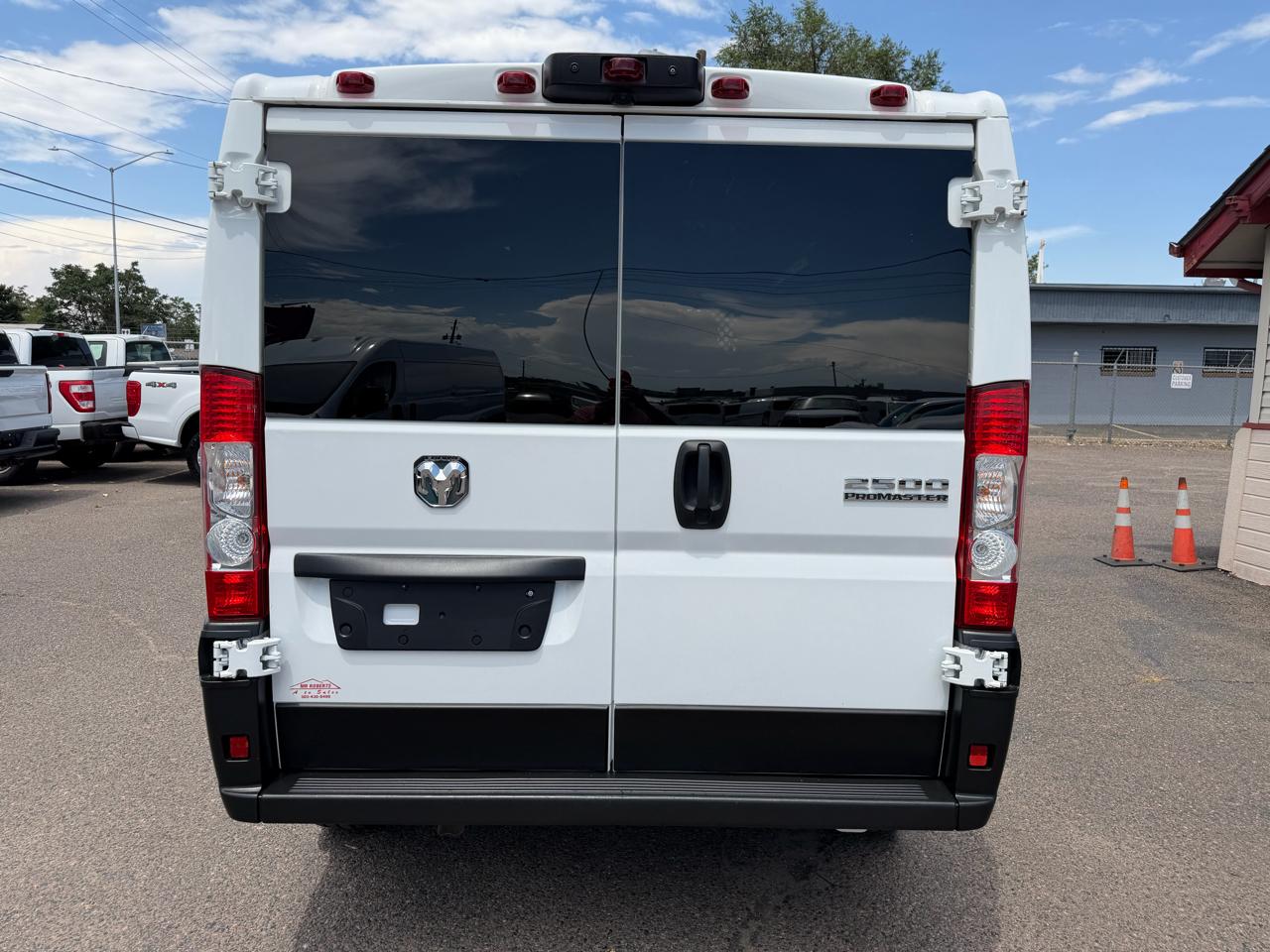 RAM ProMaster Cargo Van Tradesman 2500 Low Roof 136" WB w/Pass Seat 2025