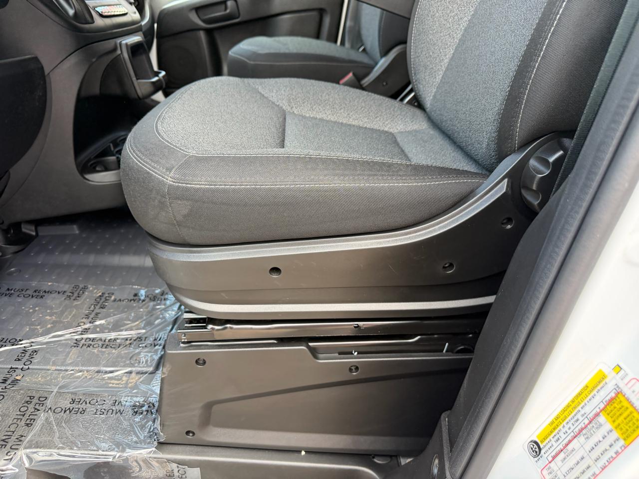 RAM ProMaster Cargo Van Tradesman 2500 Low Roof 136" WB w/Pass Seat 2025