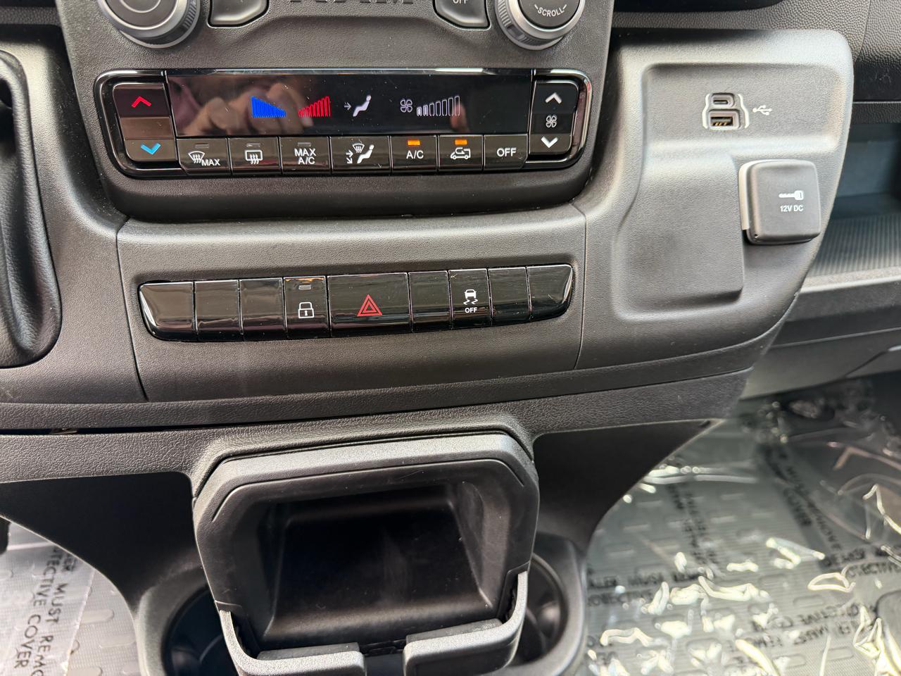 RAM ProMaster Cargo Van Tradesman 2500 Low Roof 136" WB w/Pass Seat 2025