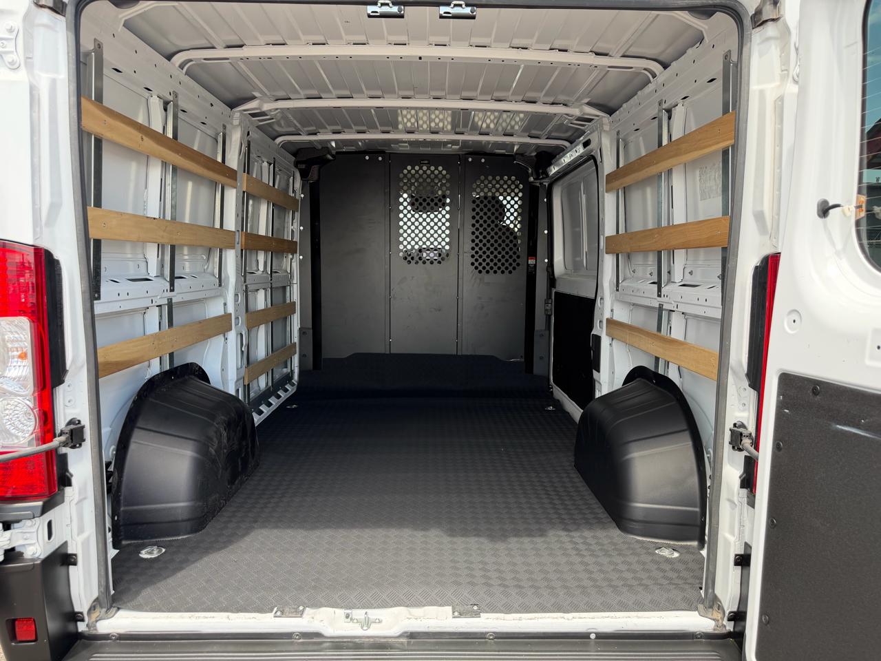 RAM ProMaster Cargo Van Tradesman 2500 Low Roof 136" WB w/Pass Seat 2025