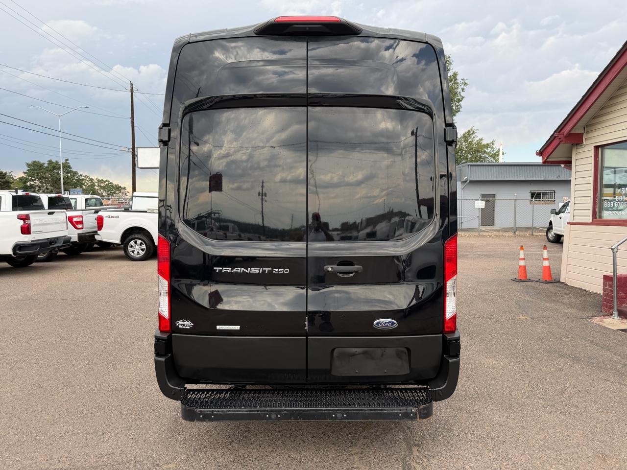 Ford Transit Cargo Van T-250 148" EL Hi Rf 9070 GVWR RWD 2023