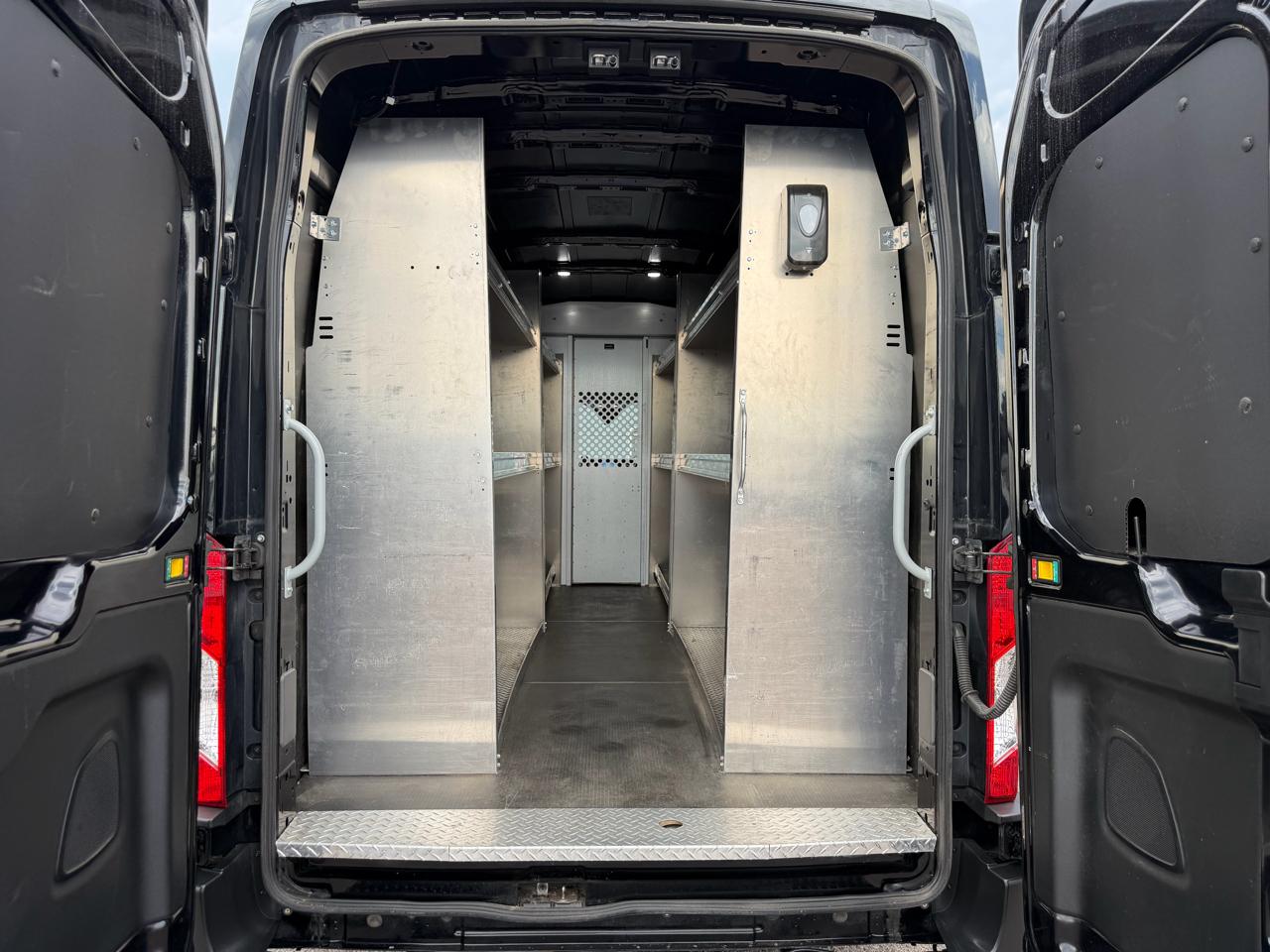 Ford Transit Cargo Van T-250 148" EL Hi Rf 9070 GVWR RWD 2023